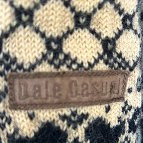 Dale of Norway Black and Cream Knit wool Nordic Cardigan - Picture 7 of 8